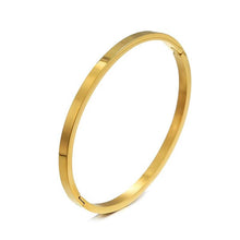 Load image into Gallery viewer, 18ct gold bangle bracelet for women
