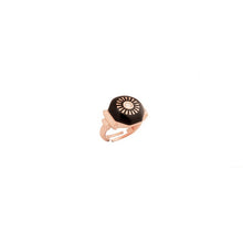 Load image into Gallery viewer, Rose Gold Capri Signet Ring
