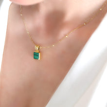 Load image into Gallery viewer, malachite necklace in beaded chain
