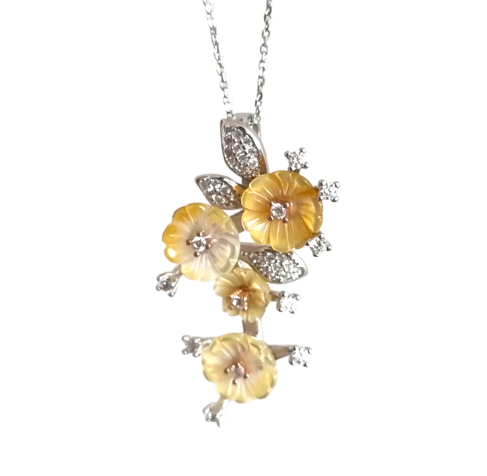 Flower necklace